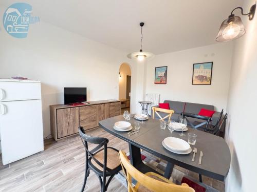 Cumano Tirabora Short Rent — 4-Star Luxury Hotel in Trieste, Italy