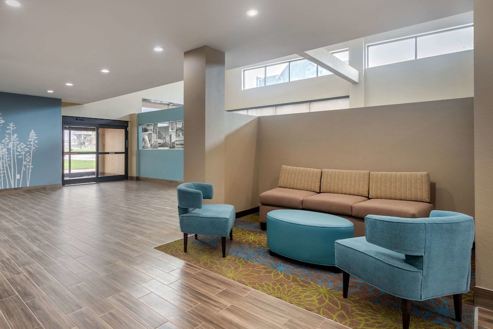 MainStay Suites Bricktown near Medical Center - photo 24