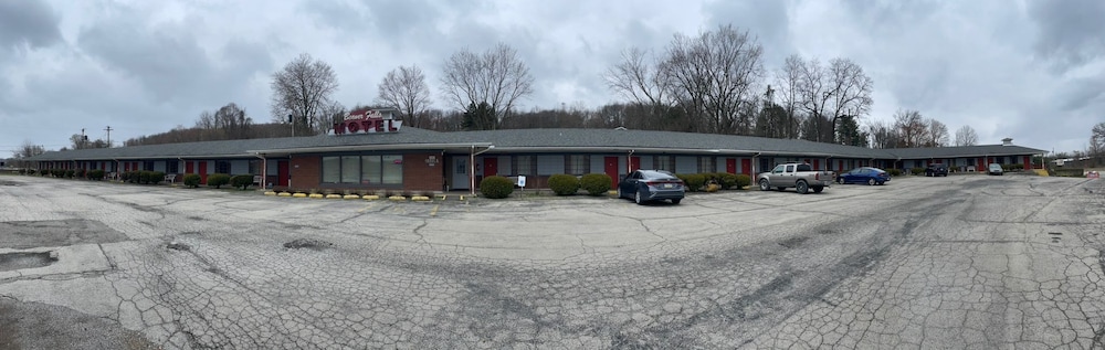 Beaver Falls Motel — hotel in Beaver Falls
