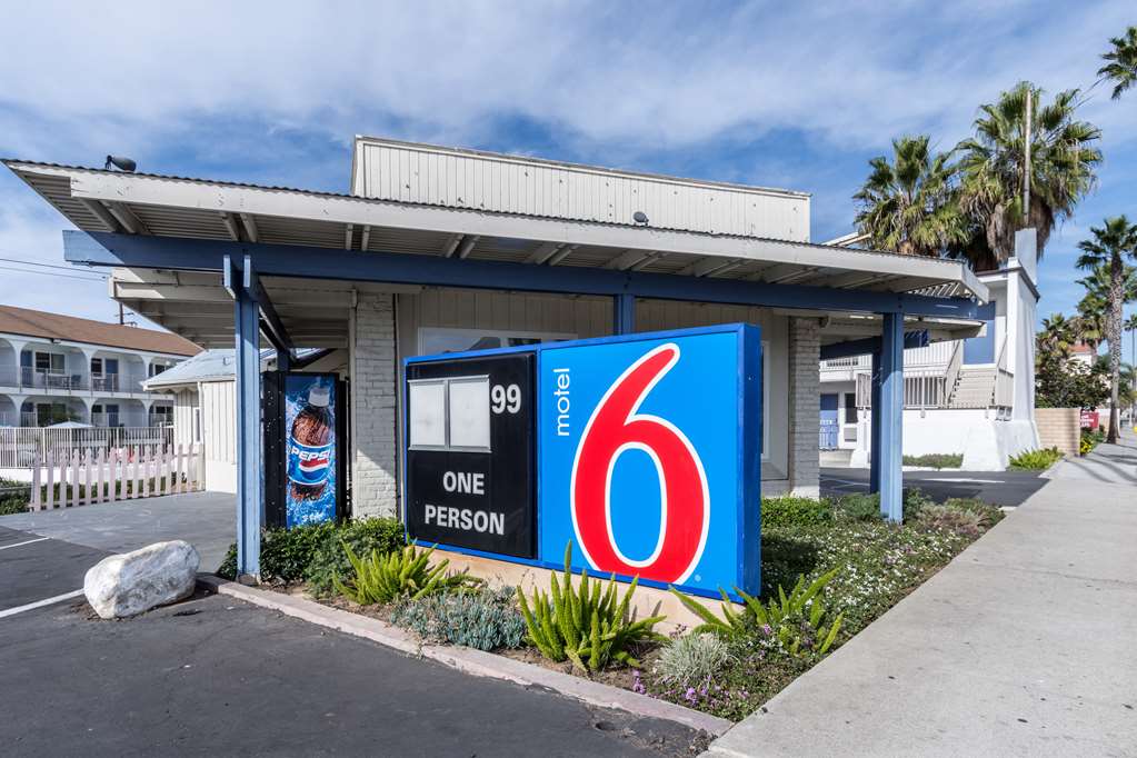 Motel 6 Oceanside CA Marina - featured photo