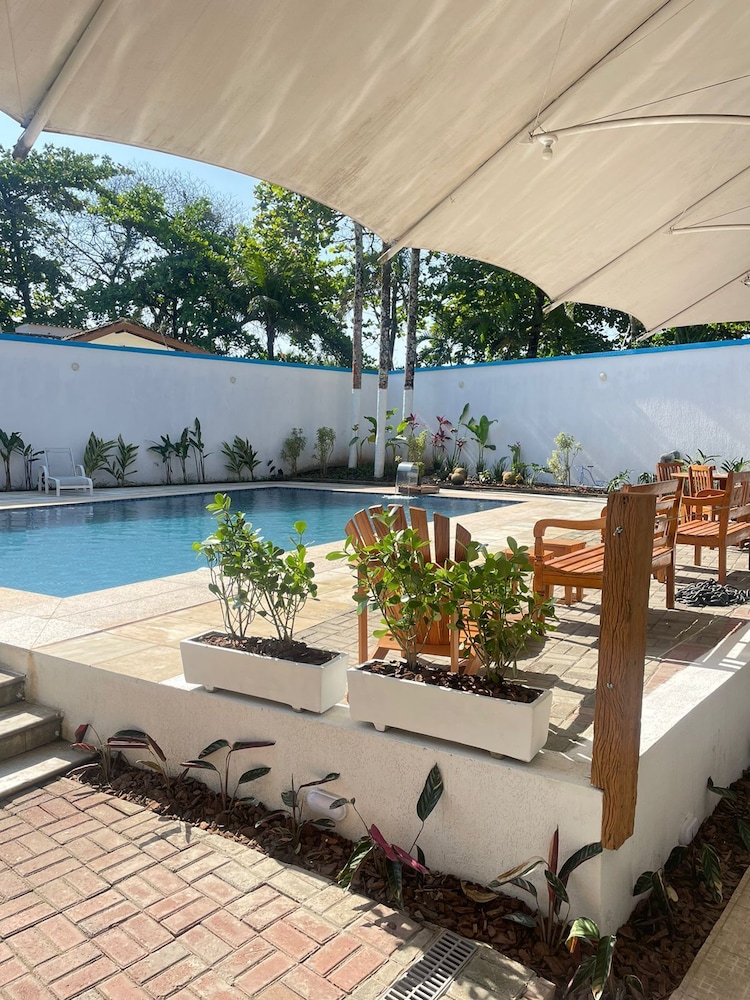 Bene Beach Guarujá in Guaruja, Brasil