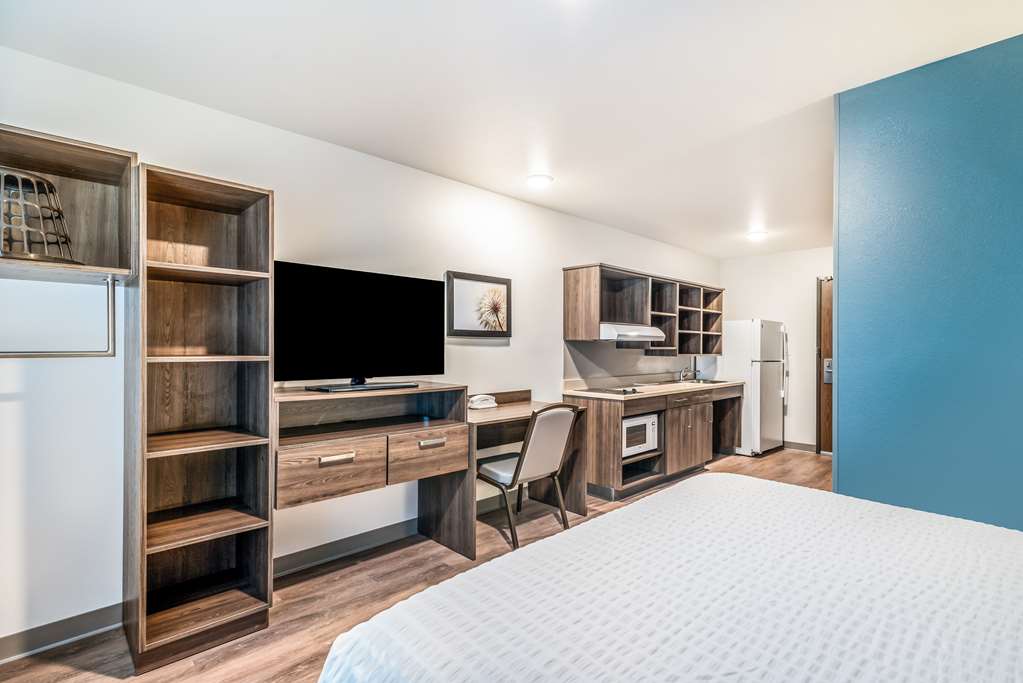 Extended Stay America Select Suites Orlando Kissimmee - photo 7