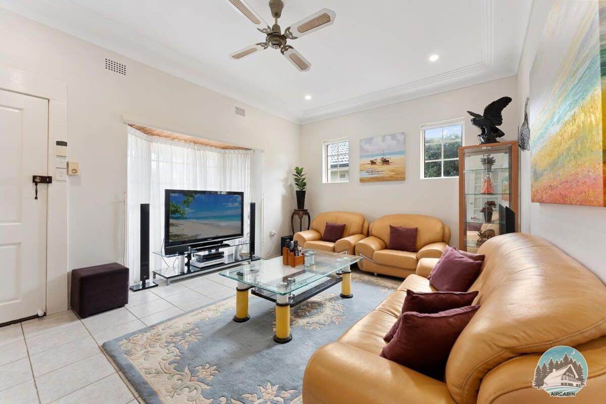Aircabin Blakehurst Spacious 5 Beds House — 4-Star Luxury Hotel in Sydney, Australia