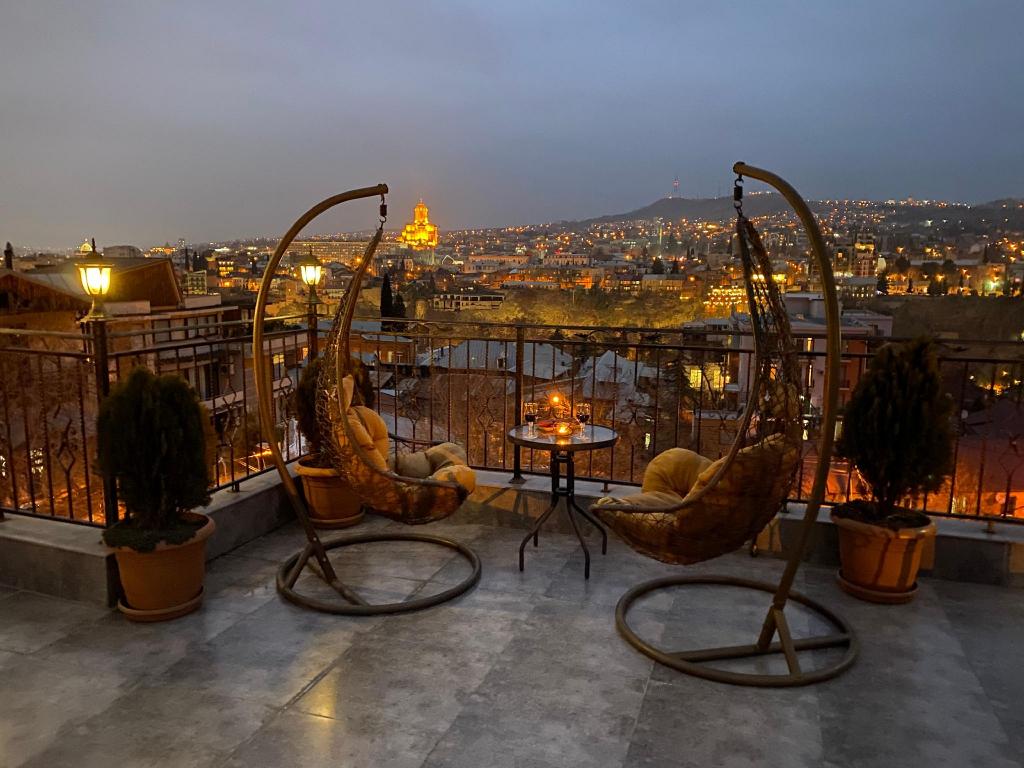 Wine Hills - carbon neutral hotel in Tbilisi