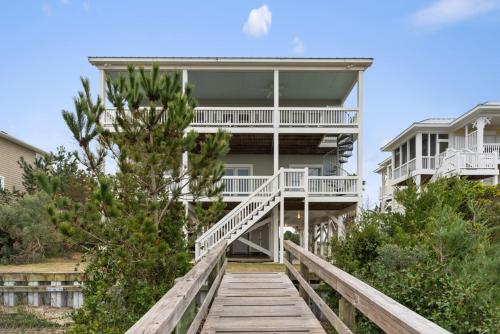 Marsh Madness by Oak Island Accommodations - photo 44