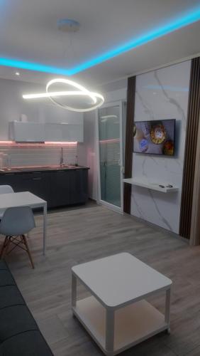 Lily — 4-Star Luxury Hotel in None, Greece