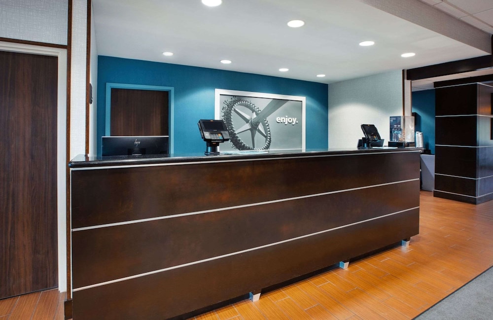 Hampton Inn Cincinnati Northwest Fairfield - photo 3