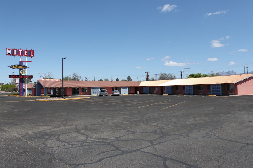 Century 21 Motel - photo 34
