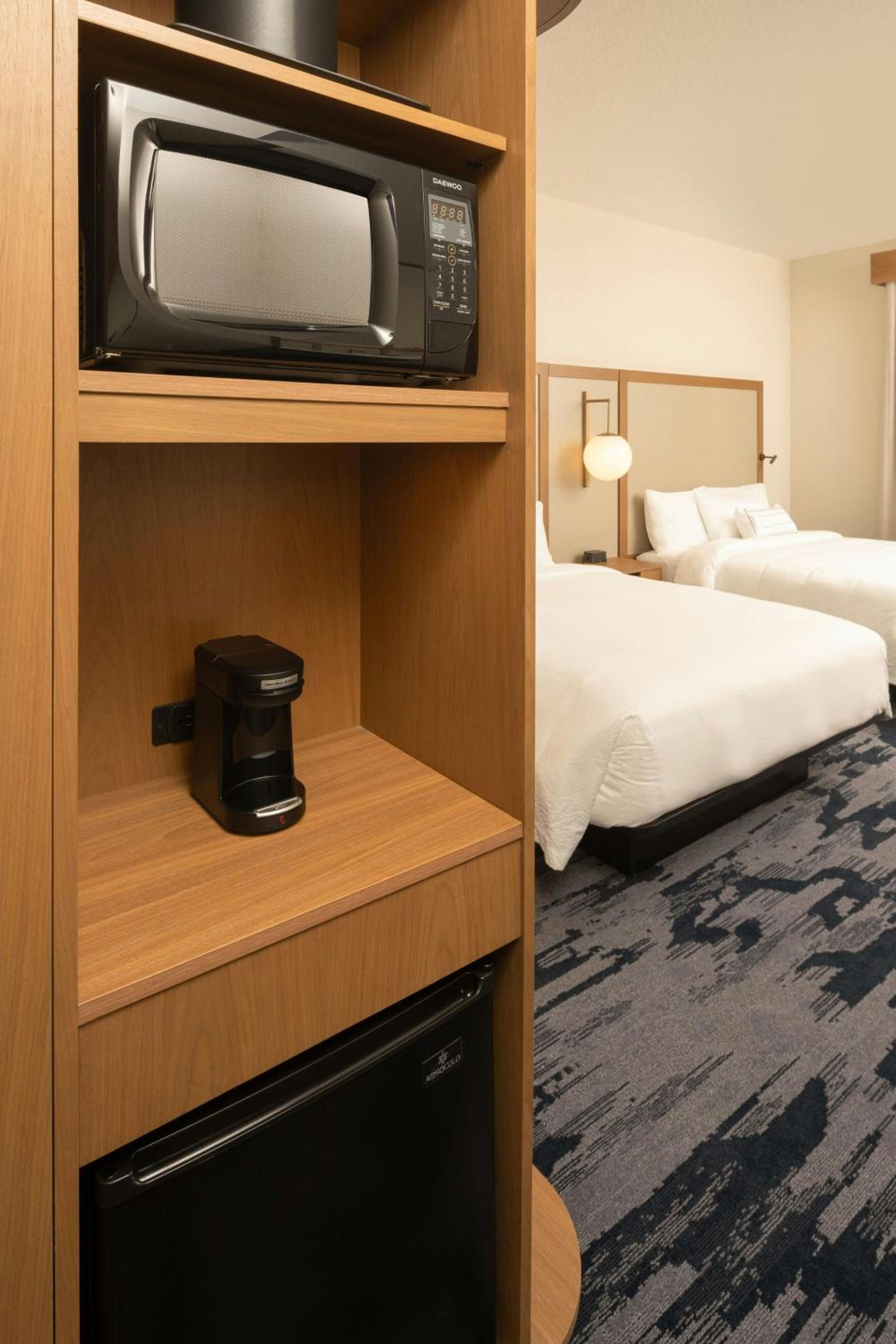 Fairfield Inn & Suites by Marriott Vero Beach - photo 46