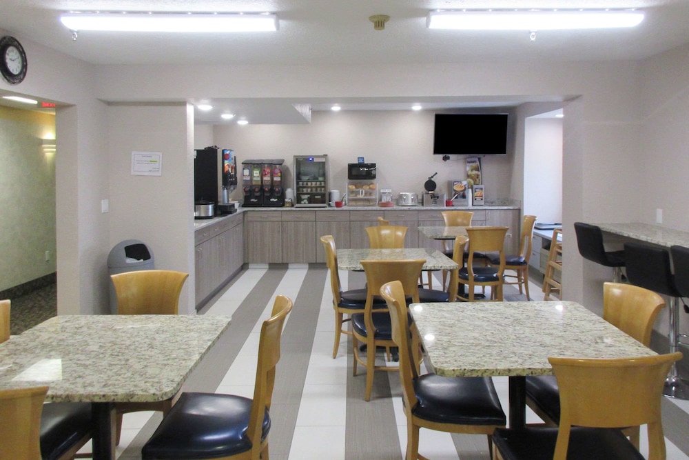 Quality Inn Mount Pleasant - photo 22