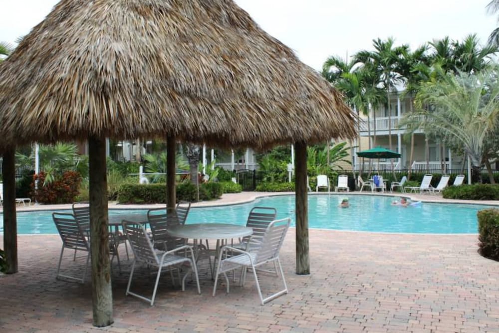 Coral Palm by Avantstay Key West Walkable Gated Community & Shared Pool - photo 21