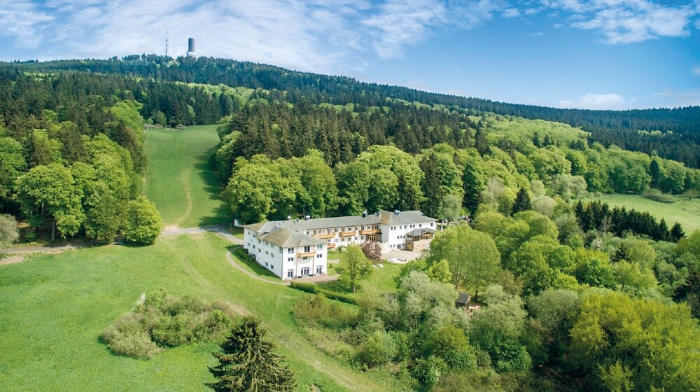 Naturpark Hotel Weilquelle — hotel in Schmitten