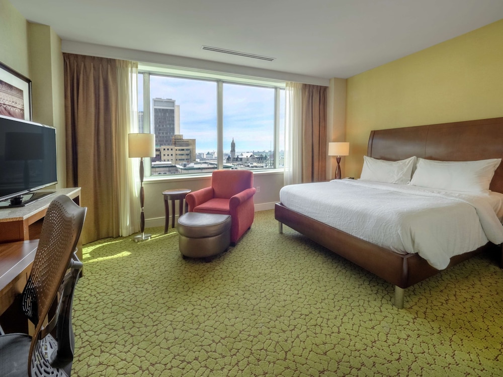 Hilton Garden Inn Buffalo Downtown - photo 30