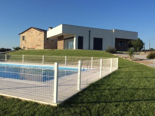 Casa do Cabeco — 4-Star Luxury Hotel in Seia, Portugal