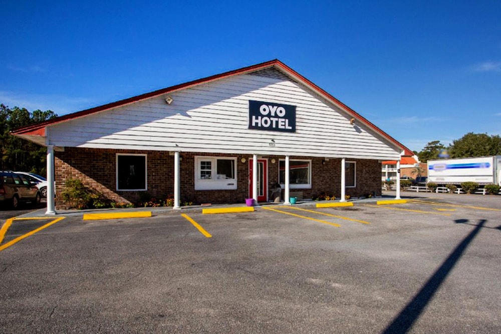 OYO Hotel Ridgeland East - photo 17