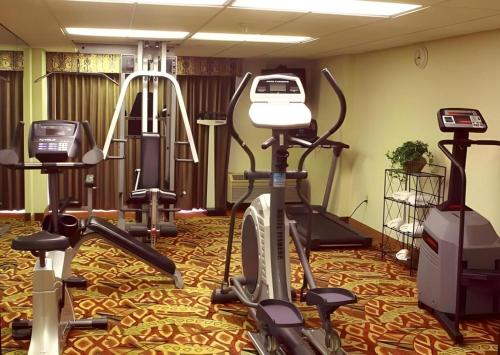 Garden Plaza Hotel - photo 17