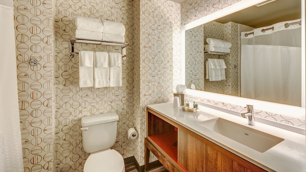 Holiday Inn & Suites Bellingham by IHG - photo 54