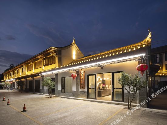 Pingyuan Hotel — hotel in Yilong