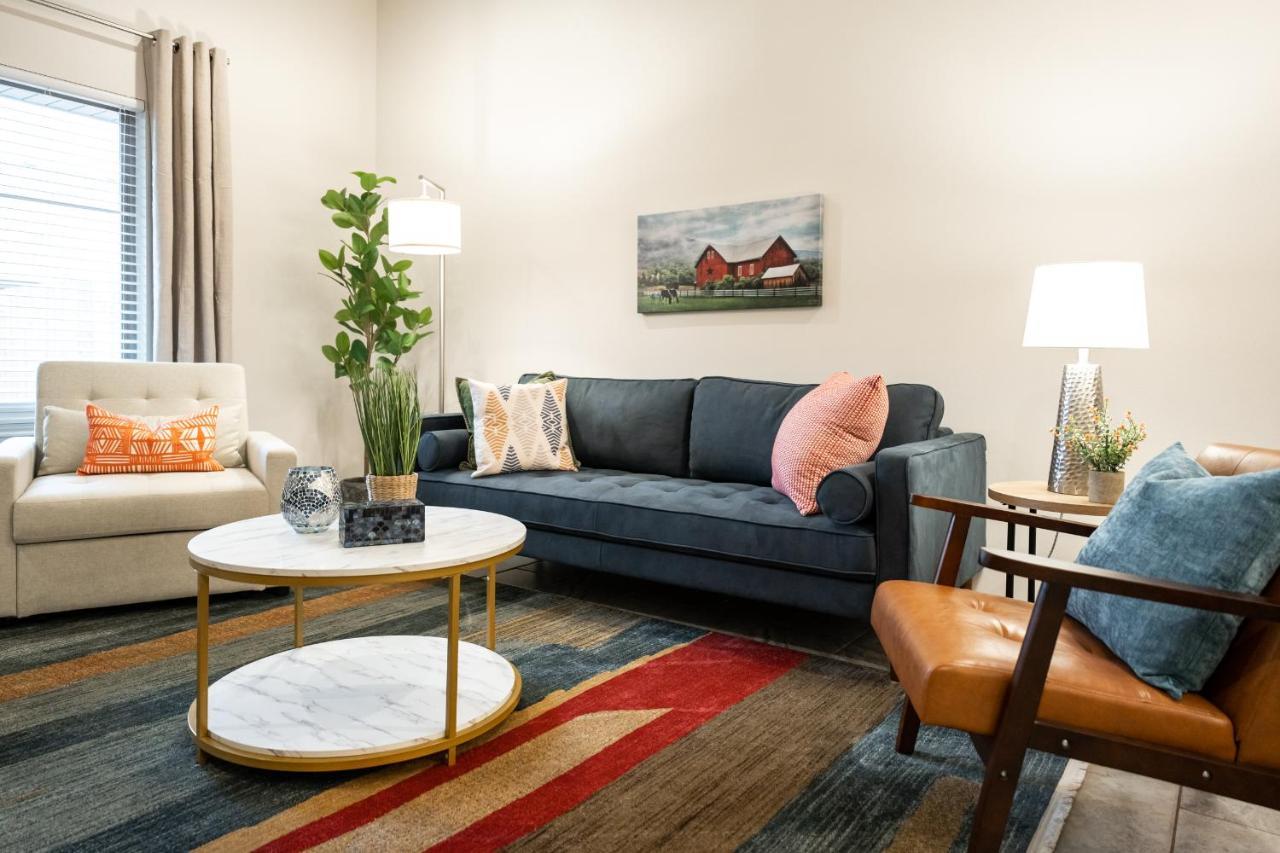 Luxury Lubbock Home Retreat near Texas Tech — 4-Star Luxury Hotel in Lubbock, United States