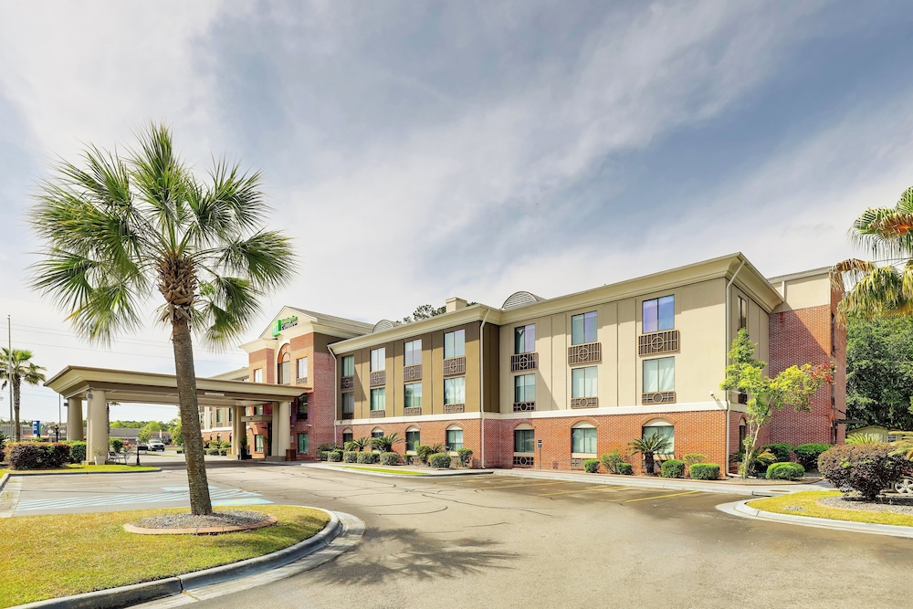 Holiday Inn Express Hotel & Suites Hinesville East Fort Stewart - photo 169