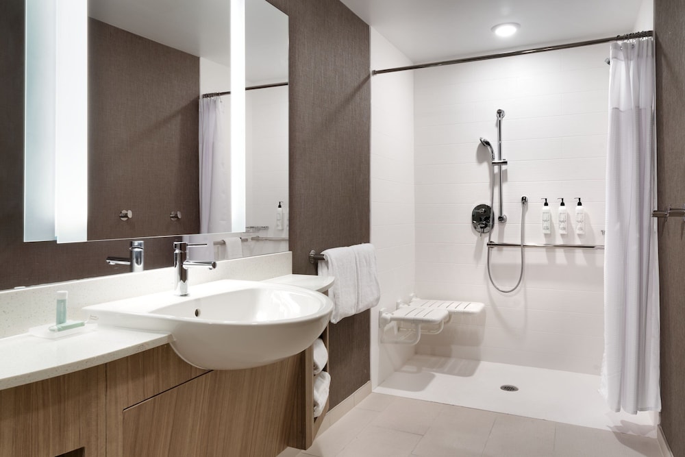 SpringHill Suites by Marriott Phoenix Scottsdale - photo 18
