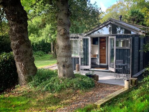 Isle of Wight Cabin — 4-Star Luxury Hotel in Newtown, United Kingdom
