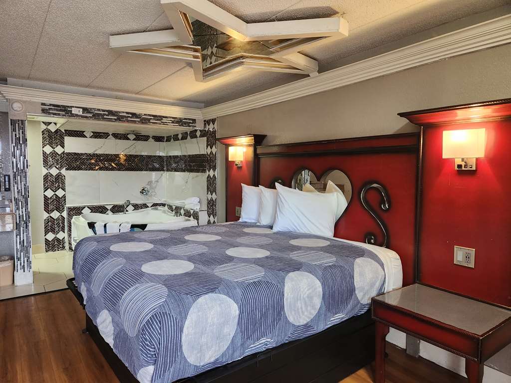 Americas Best Value Inn & Suites Little Rock at Scott Hamilton Dr - photo 31