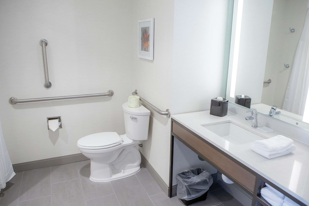 Hilton Garden Inn Corning Downtown - photo 14