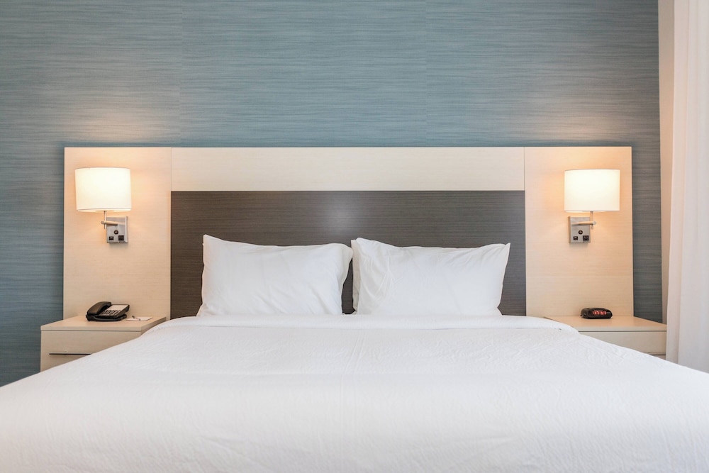 TownePlace Suites by Marriott Port St. Lucie I 95 - photo 17