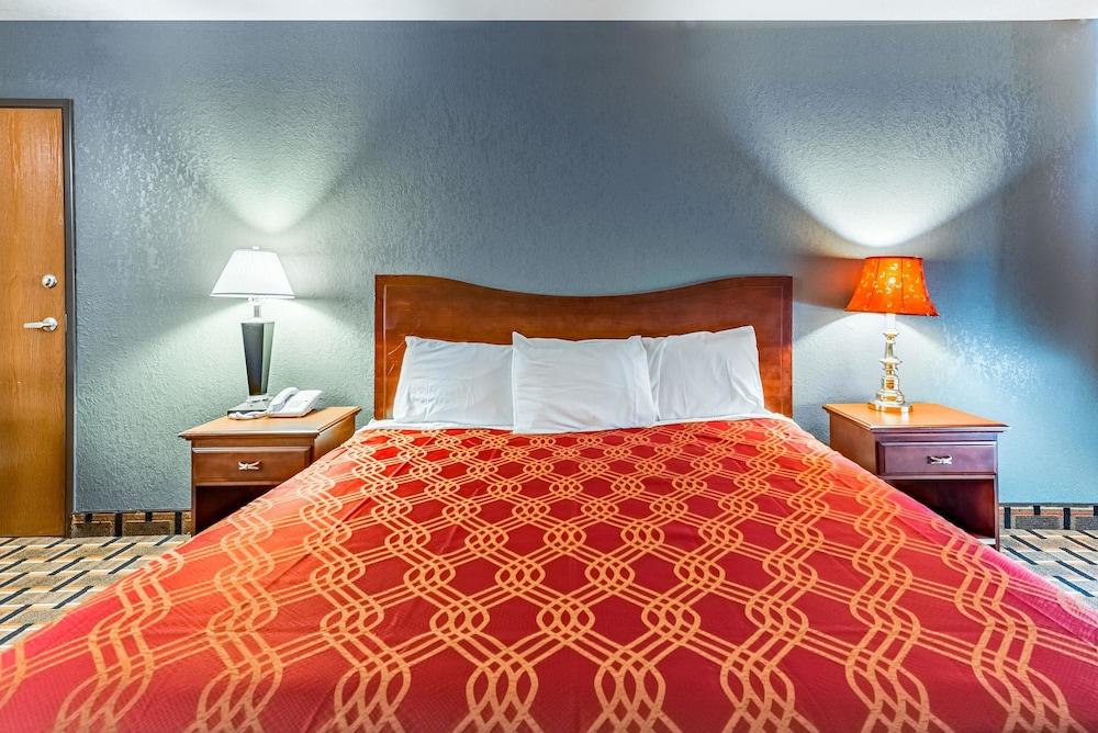 Urbana Inn and Suites By Magnuson Worldwide - photo 7