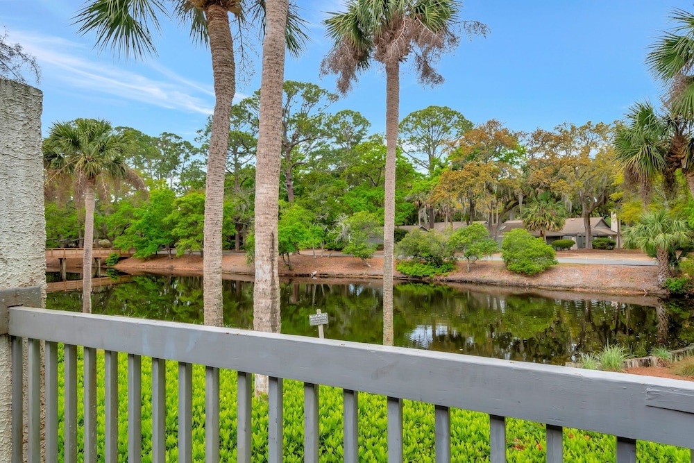 10 Turtle Lane at The Sea Pines Resort - photo 3