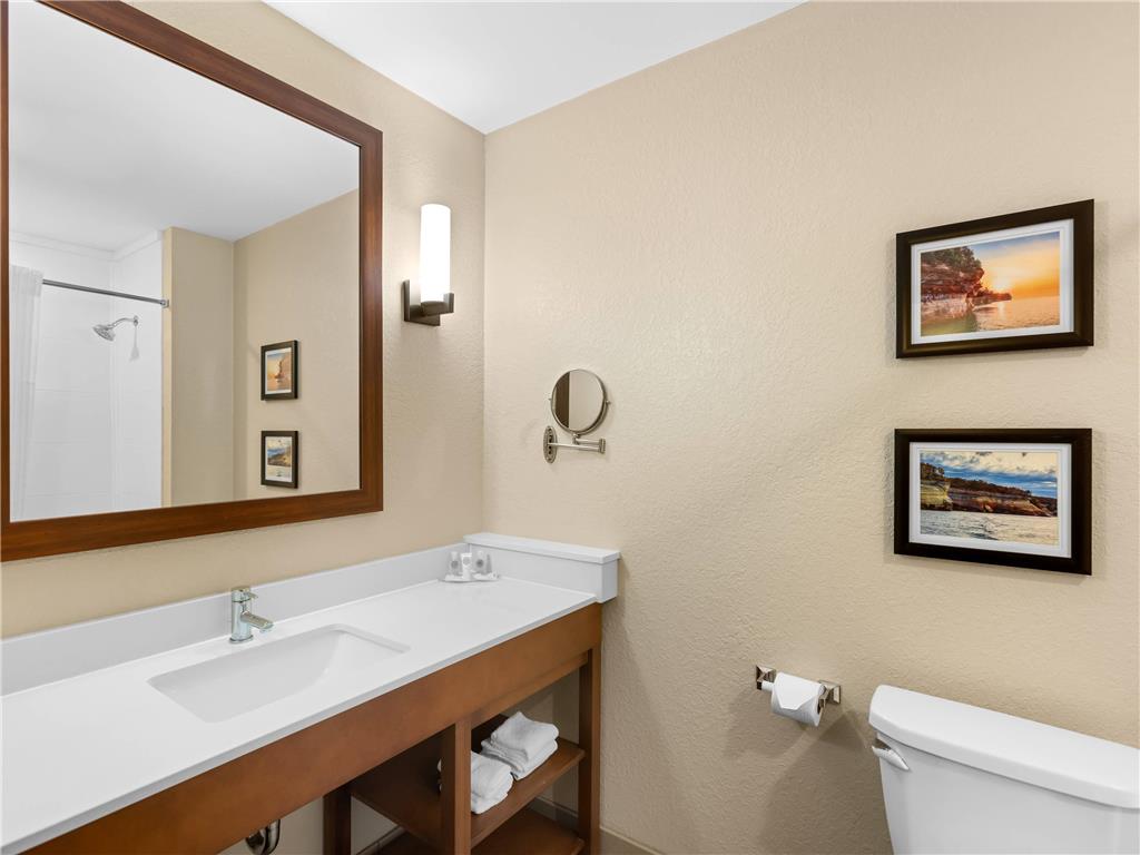 Comfort Inn & Suites Munising Lakefront - photo 26