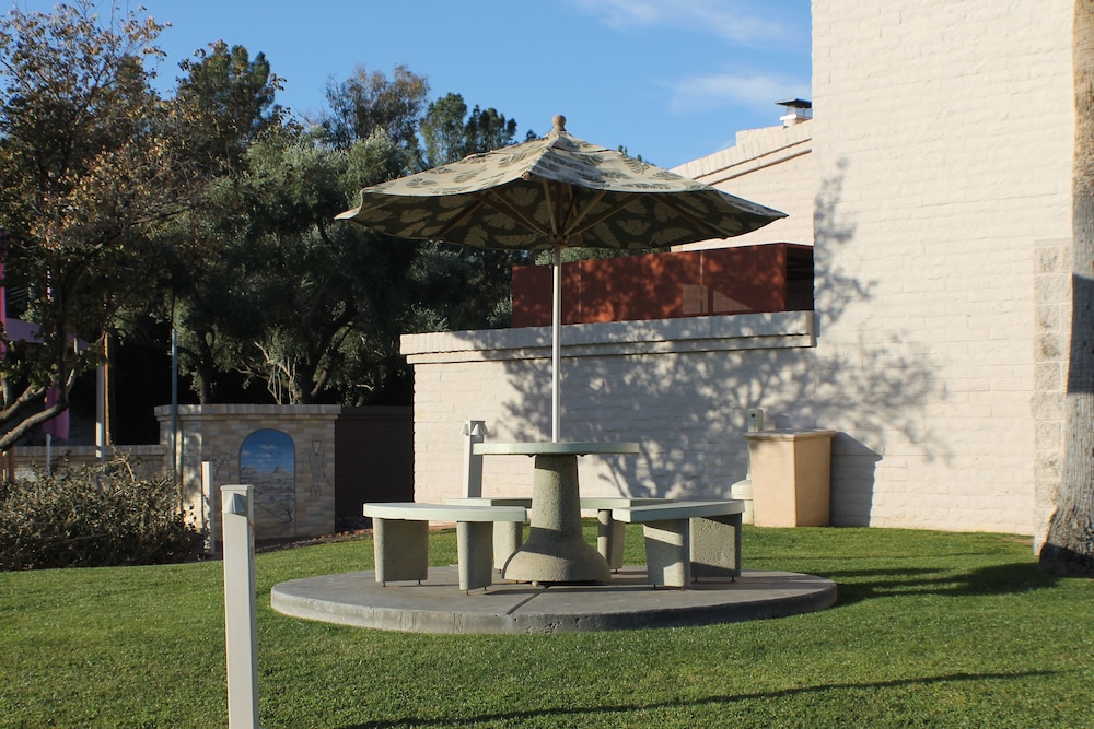 Getaways at Scottsdale Camelback - photo 10