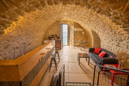 Luna Exclusive Apartment — 4-Star Luxury Hotel in Tropea, Italy