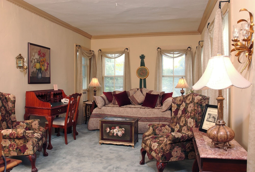 Stroudsmoor Country Inn - photo 23