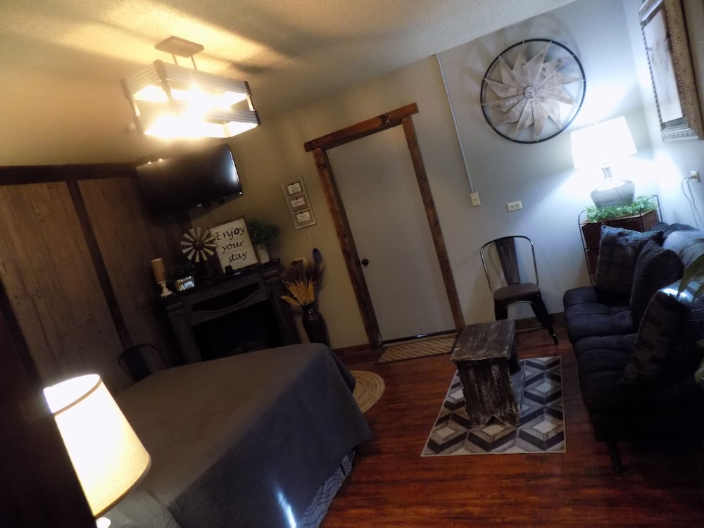 Dighton Inn - photo 45