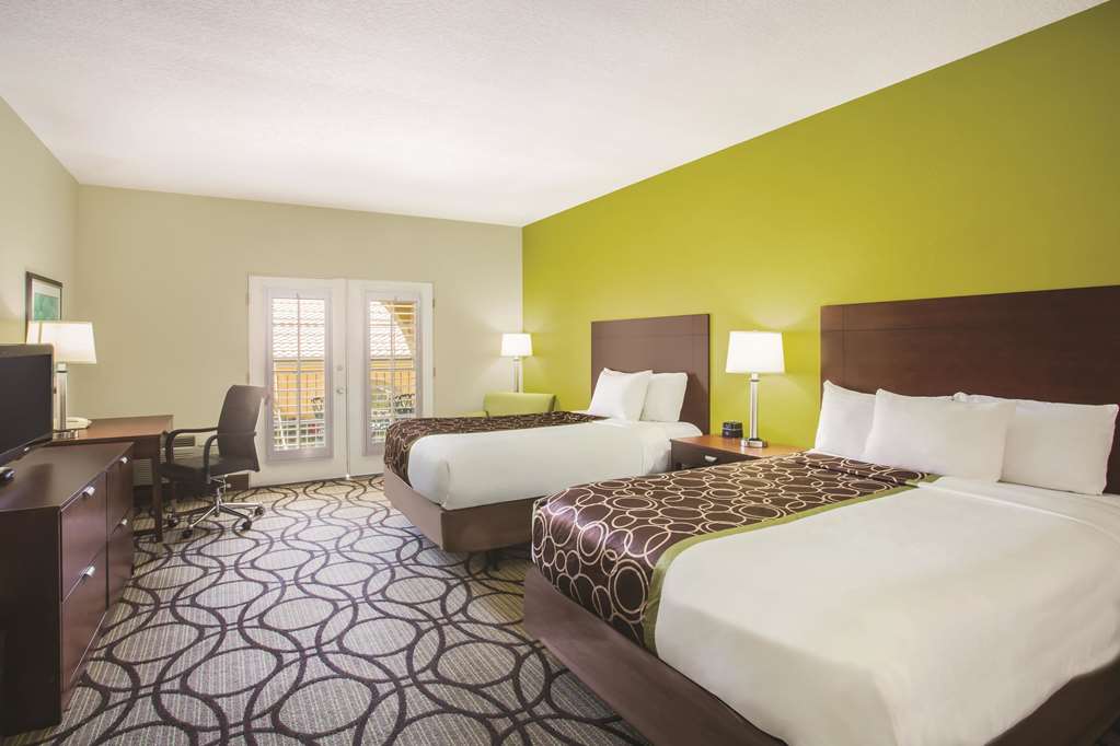 La Quinta Inn & Suites by Wyndham Conference Center Prescott - photo 10
