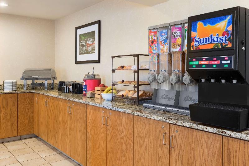 Country Inn & Suites by Radisson Holland MI - photo 36