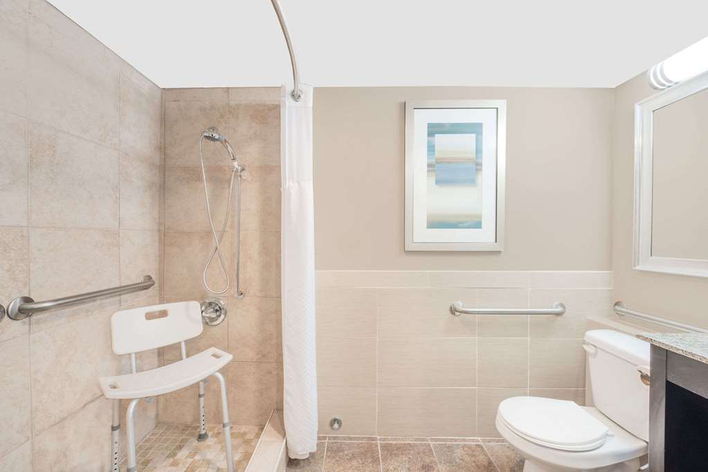 Wyndham Garden Midland - photo 9