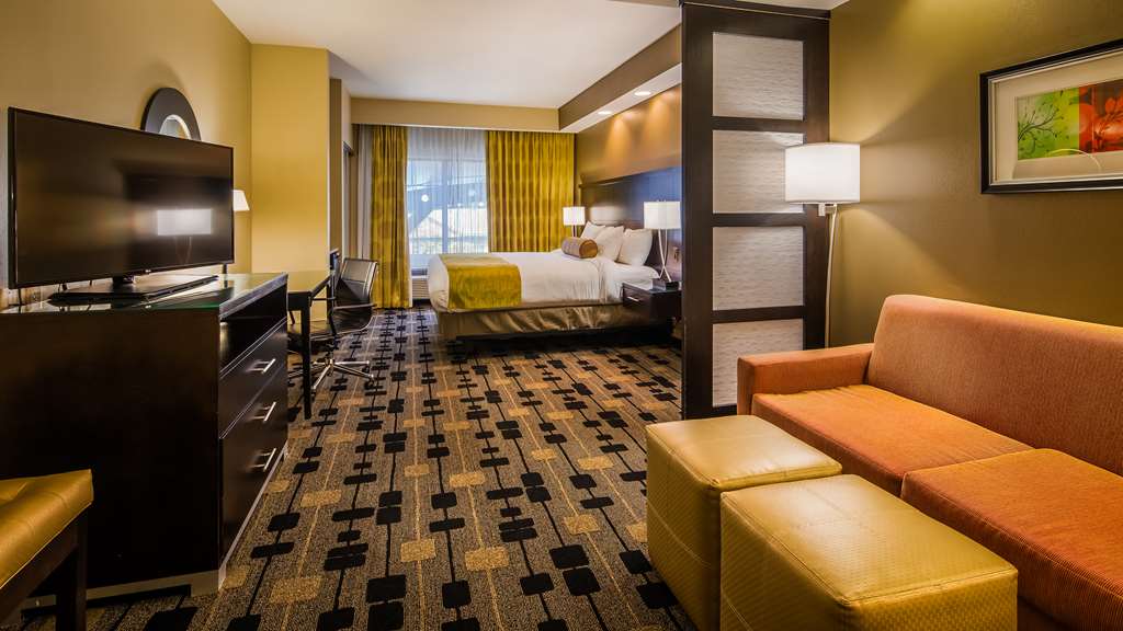 Best Western Premier University Inn - photo 9
