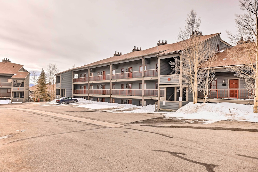 Private Balcony and Resort Perks Silverthorne Condo - photo 13