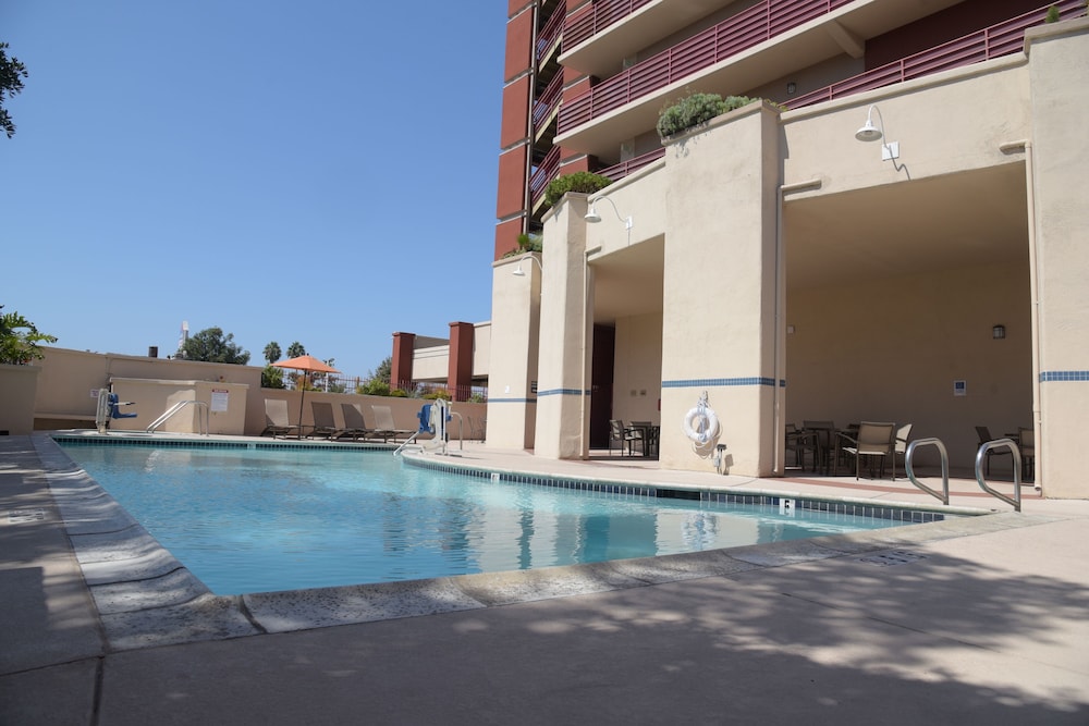 Ramada by Wyndham San Diego National City - photo 40