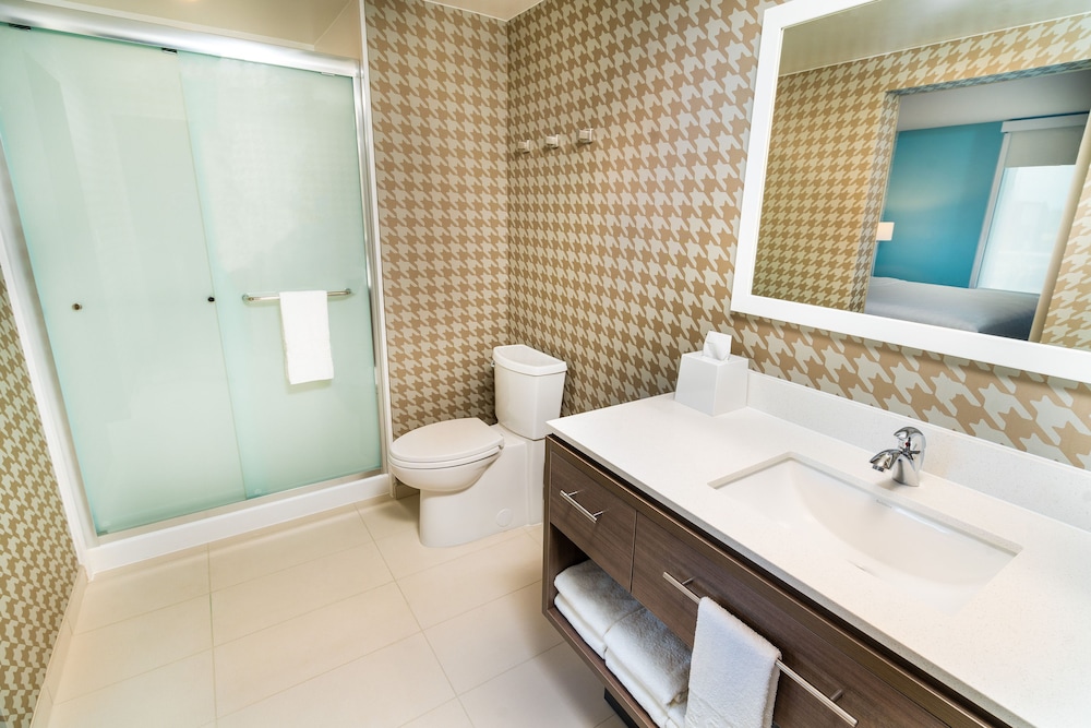 Home2 Suites by Hilton Bakersfield - photo 38