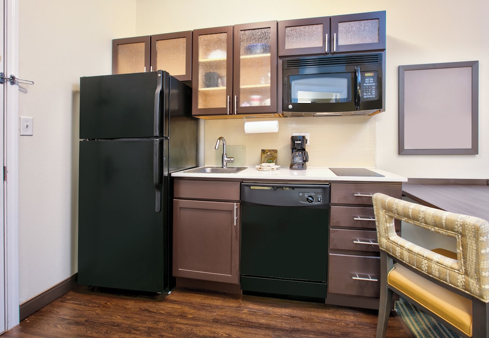 Candlewood Suites DFW South by IHG - photo 11