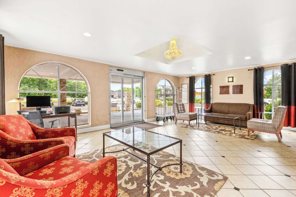 Best Western Hazlet Inn - photo 2