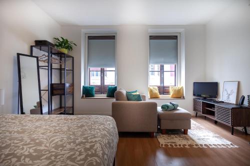 Casa Esmeralda by Home Sweet Home Aveiro — 4-Star Luxury Hotel in Aveiro, Portugal
