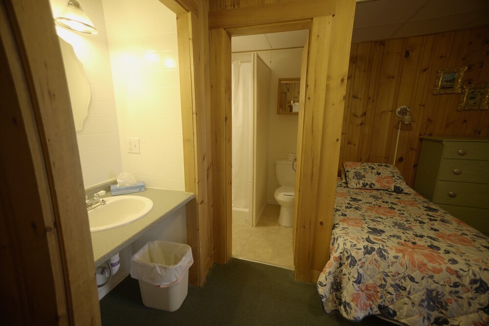 Betty Doon Hotel - photo 47