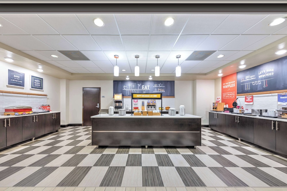 Hampton Inn & Suites Lake Jackson Clute - photo 28