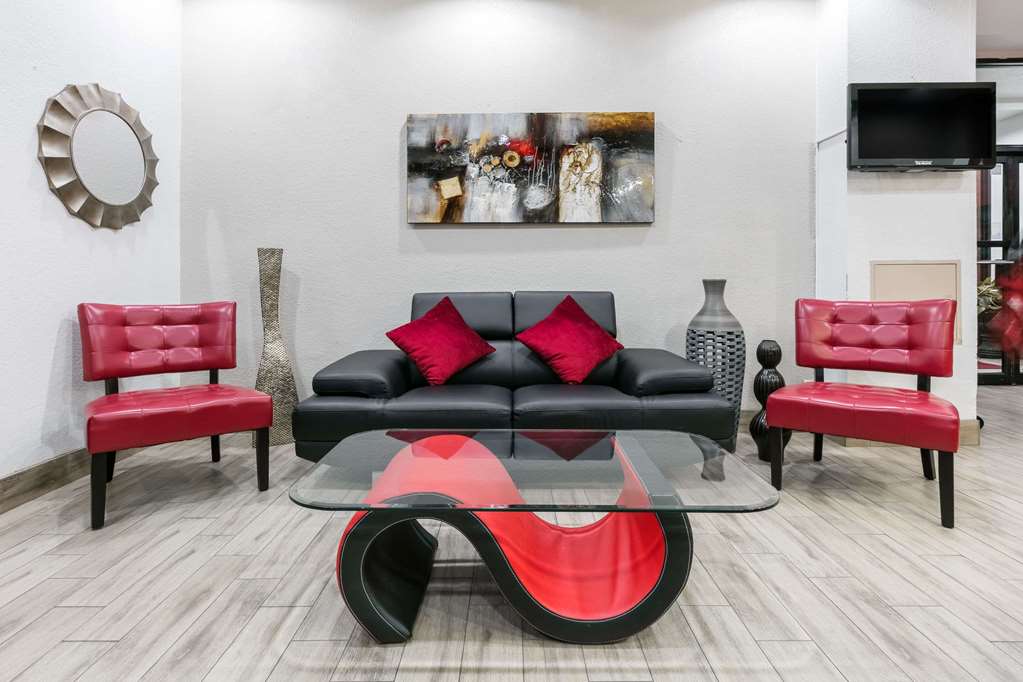 Ramada by Wyndham Oklahoma City Airport North - photo 4