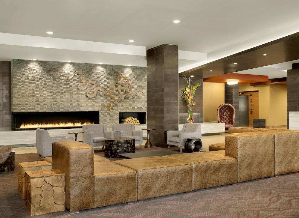 The Broadway Columbia a DoubleTree by Hilton - photo 2